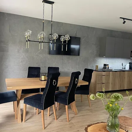 Apart-center Modrzejewska Apartman *